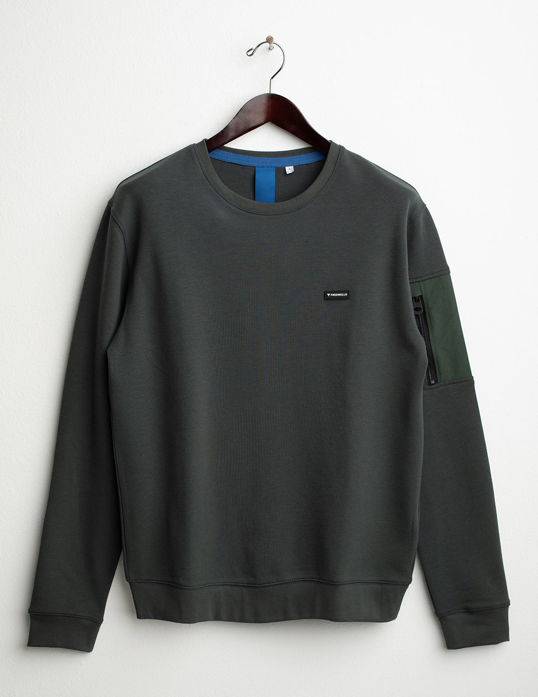 Interlock Crew Neck Sweatshirt man air force fm26s01fg cc-a0802 Interlock Crew Neck Sweatshirt