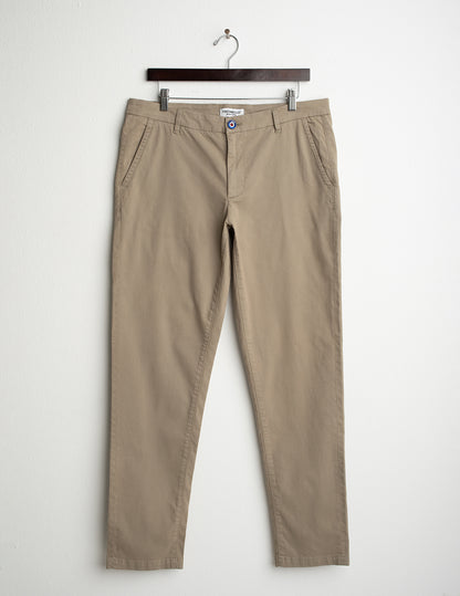 Pantalone chino in dobby stretch