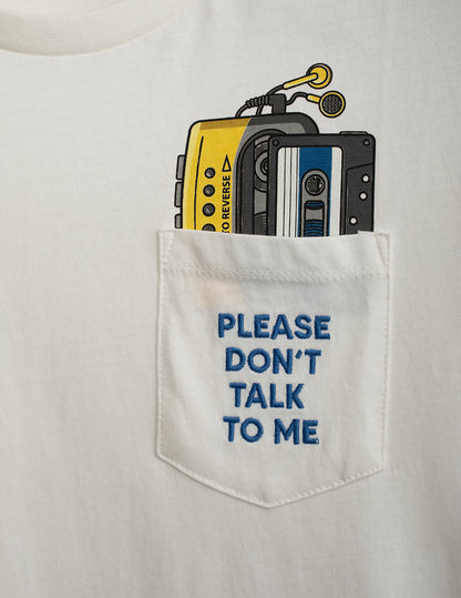 T-shirt girocollo con taschino e grafica