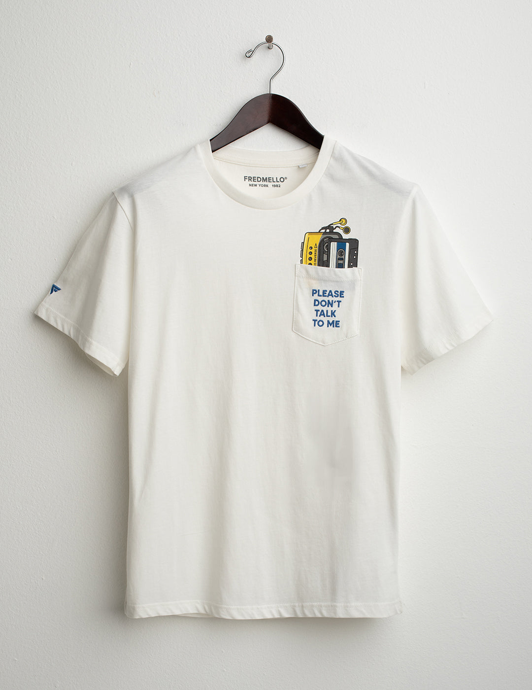 T-shirt girocollo con taschino e grafica uomo off white fm26s30tg cc-a0002 T-shirt girocollo con taschino e grafica