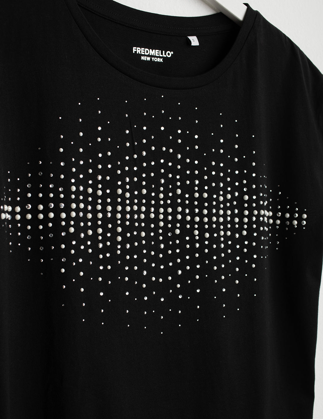 Crew Neck T-Shirt with Pearl and Stud Embellishments woman black fw26s20tg cc-a0951 Crew Neck T-Shirt with Pearl and Stud Embellishments