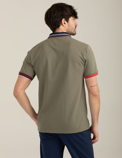 Polo a manica corta color block