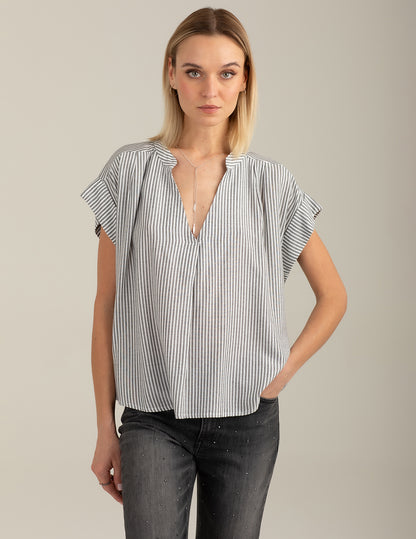 Sleeveless Corean Collar Top with Lurex Stripe