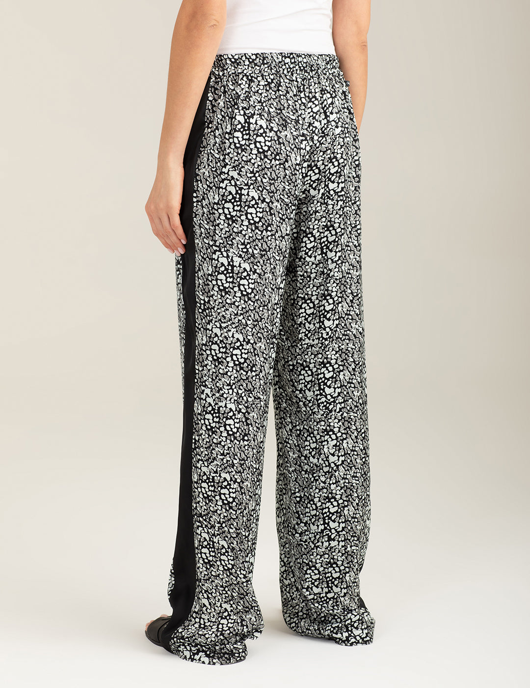 Pantalone in raso stampato donna black fw26s30pt cc-a0951 Pantalone in raso stampato