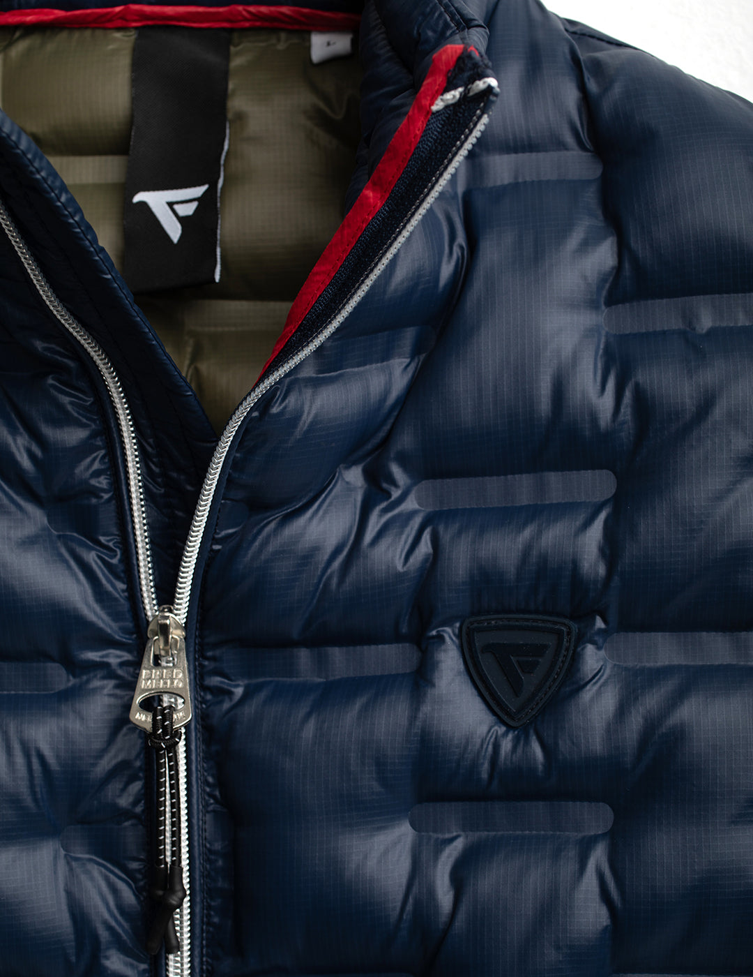 Ultralight Ripstop Nylon Sleeveless Jacket man blue fm26s01ks cc-a0601 CAPOSPALLA SMANICATO MAN