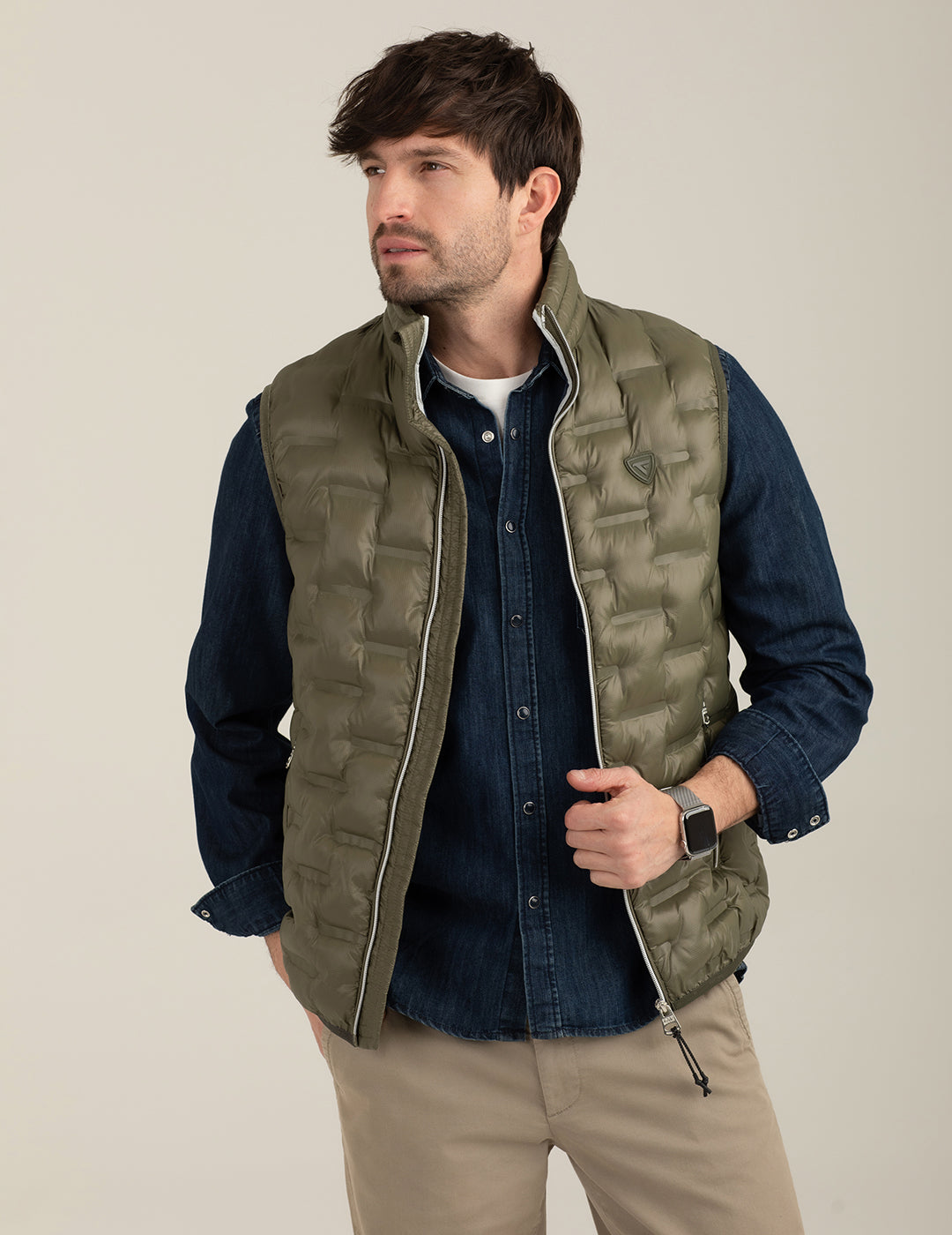 Piumino smanicato ultraleggero in nylon ripstop uomo olive fm26s01ks cc-a0809 Piumino smanicato ultraleggero in nylon ripstop