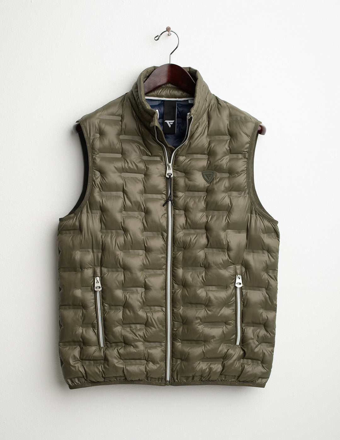 Piumino smanicato ultraleggero in nylon ripstop