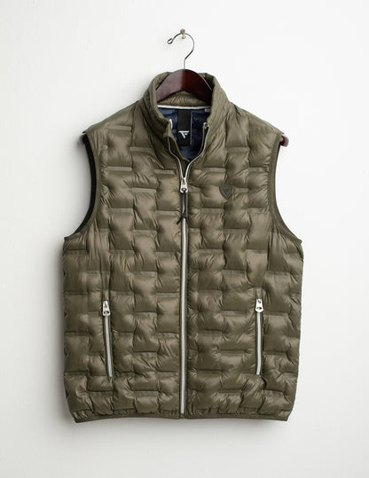 Piumino smanicato ultraleggero in nylon ripstop