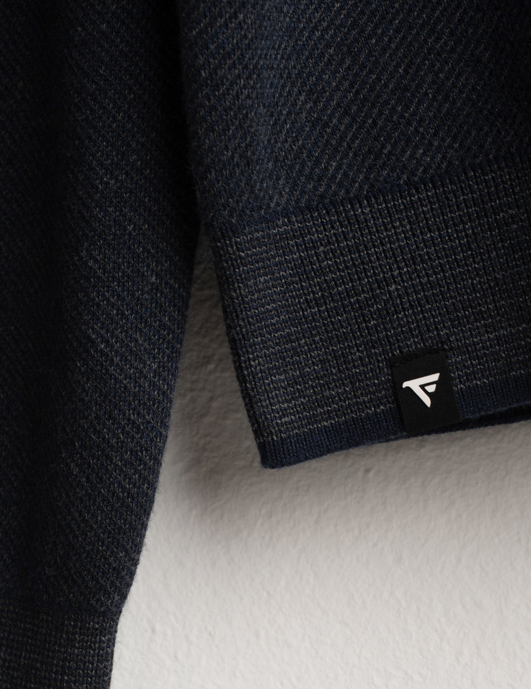 MAGLIA CAMIONER JACQUARD CON ZIP uomo blue fm26w19mm cc-a0601 MAGLIA M/L SEMI-APERTA FANTASIA MAN
