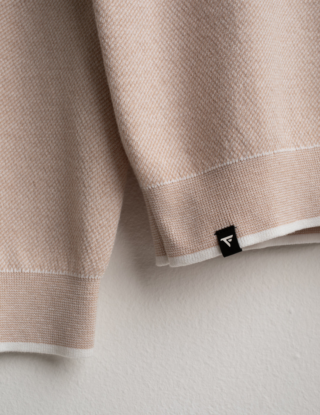 MAGLIA GIROCOLLO JACQUARD CON DETTAGLI A CONTRASTO uomo off white fm26w20mg cc-a0002 MAGLIA M/L G/C FANTASIA MAN