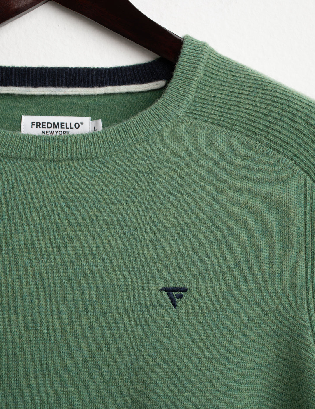 MAGLIA GIROCOLLO CON LOGO A CONTRASTO uomo sage melange fm26w31mg cc-a0826 MAGLIA M/L G/C UNITO MAN
