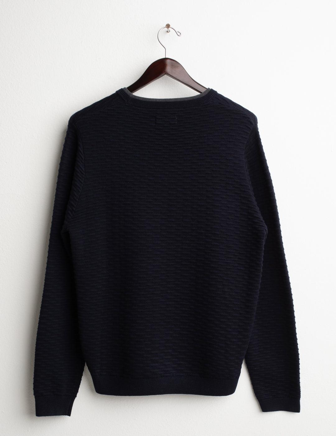 MAGLIA GIROCOLLO CON LAVORAZIONE GEOMETRICA uomo blue fm26w46mg cc-a0601 MAGLIA M/L G/C FANTASIA MAN