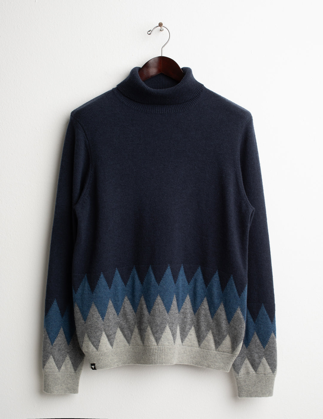 MAGLIA DOLCEVITA CON FANTASIA INTARSIATA uomo blue fm26w51md cc-a0601 MAGLIA M/L DOLCEVITA FANTASIA MAN