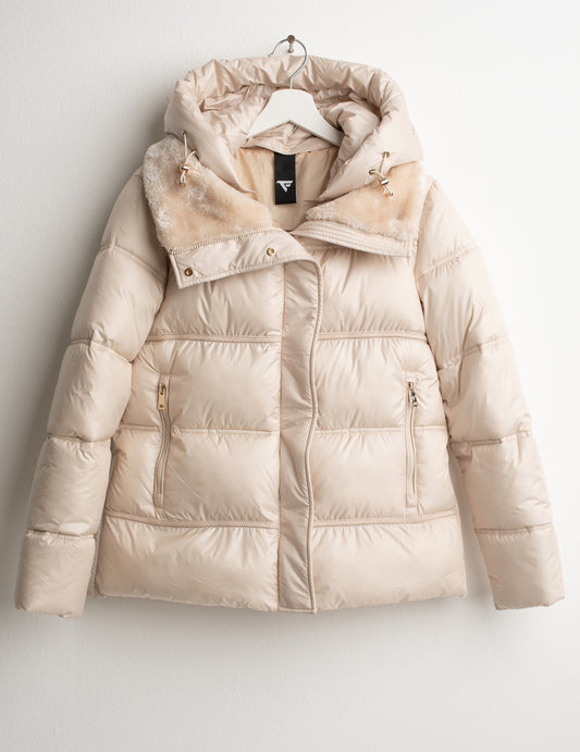 PUFFER JACKET WITH DETACHABLE HOOD AND FUR-LOOK COLLAR woman champagne fw26w06ku cc-a0102