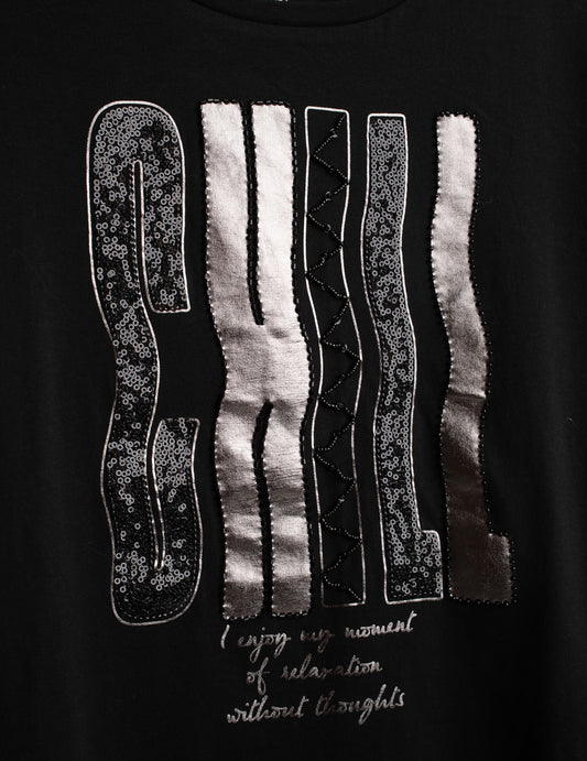 T-SHIRT CON STAMPA LAMINATA, PERLINE E RICAMI - back - 002